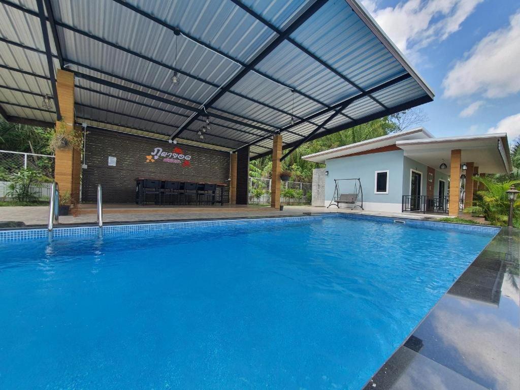 Phuphayot Resort Trang Bagian luar foto
